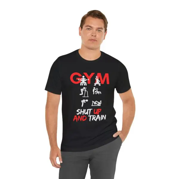 Man wearing a gym-themed motivational t-shirt.