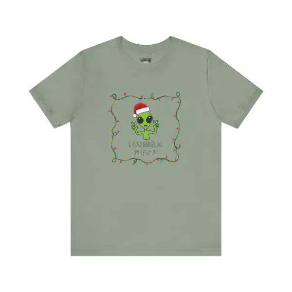 Green t-shirt with Christmas alien design.